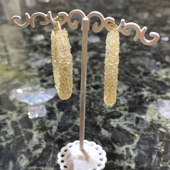 NWT Sparkling dangling earrings- white - Picture 3 of 4